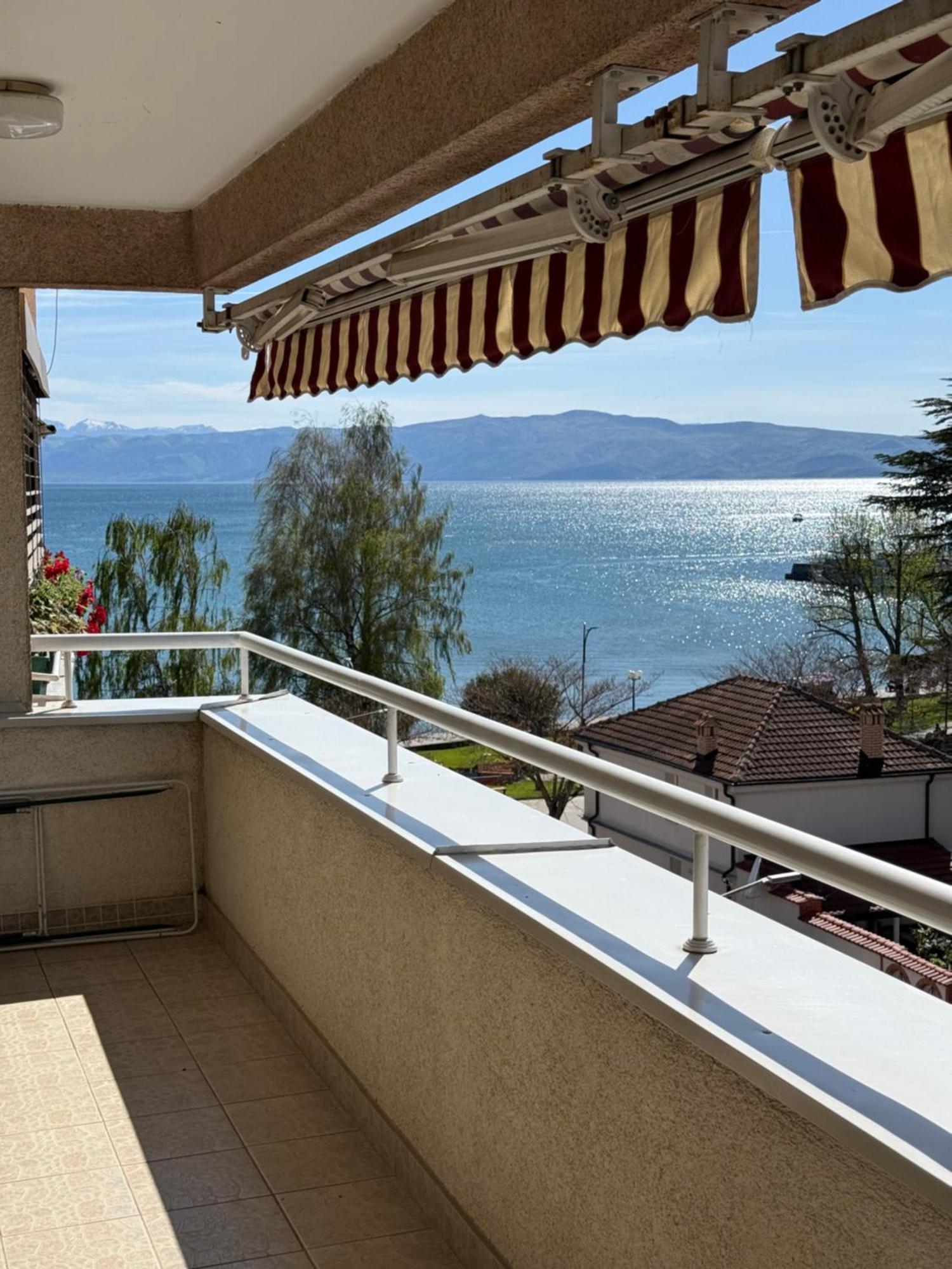 Exclusive Apartments With Lake View Ohrid Exterior foto