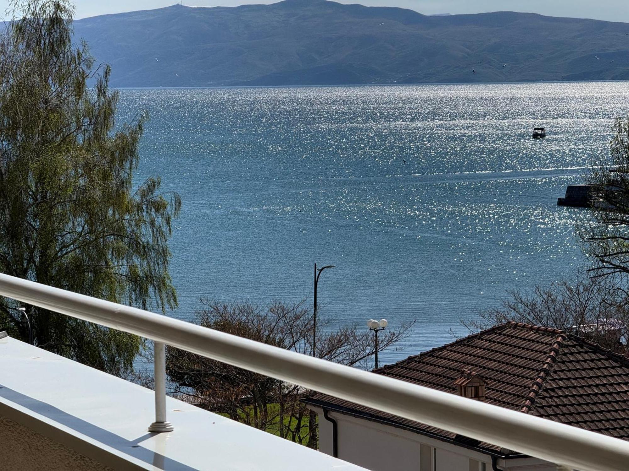 Exclusive Apartments With Lake View Ohrid Exterior foto